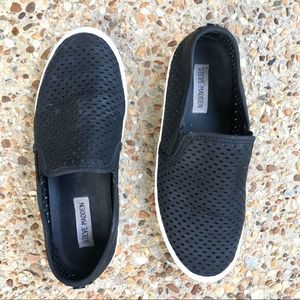 Steve Madden Elouise Black Perforated Loafers Size 10